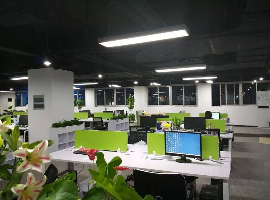 深圳辦公家具定制與批發采購的優劣